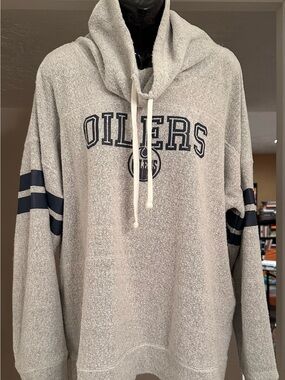 47 Brand Oilers Hooded lightweight pullover in Light Gray and Navy